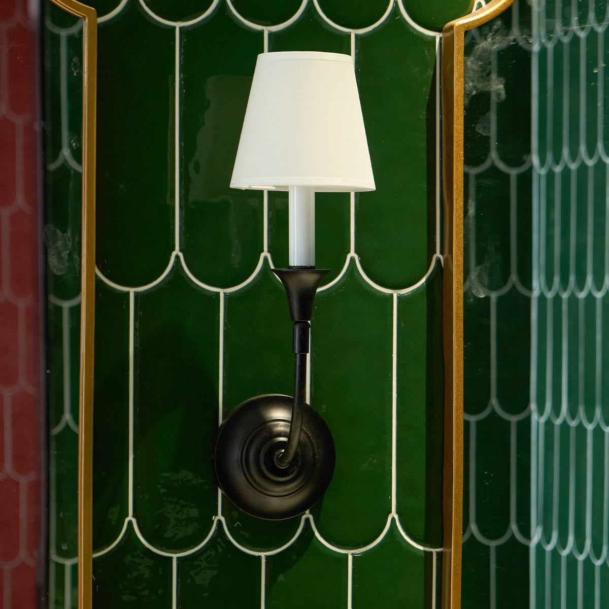 Silva Lámpara de Pared Vintage de Tela con Brazo de Negro/Blanco/Látón