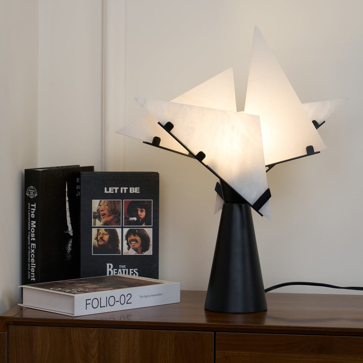 Aursilion lámpara de mesa Star de alabastro