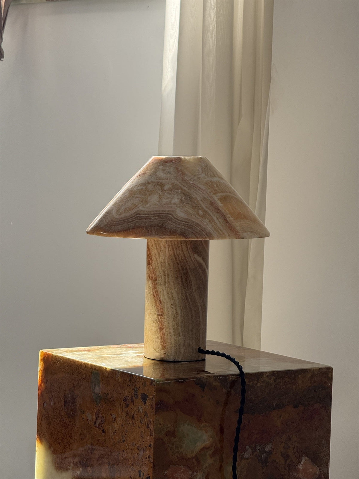 Pillar lámpara de mesa Stone