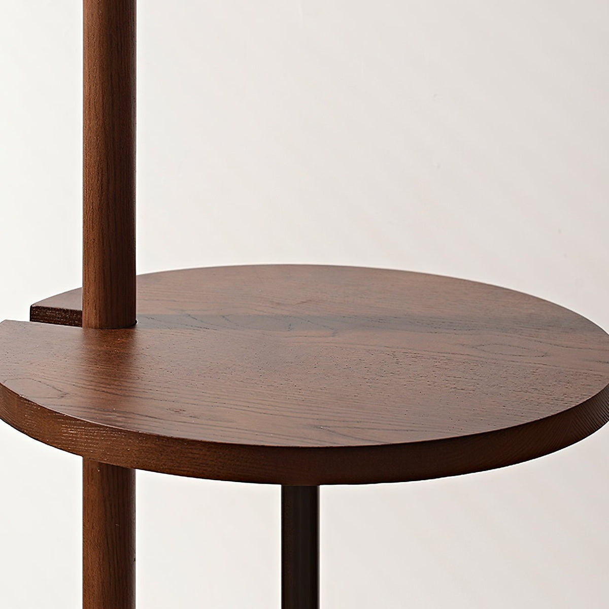 Mirz lámpara de pie minimalista de madera de nogal