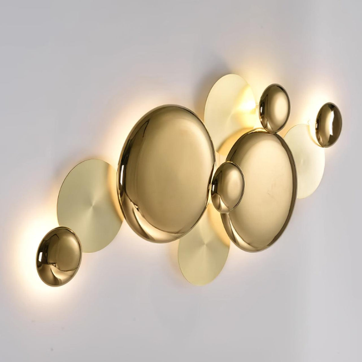 Frey aplique de pared Emberise escultórico