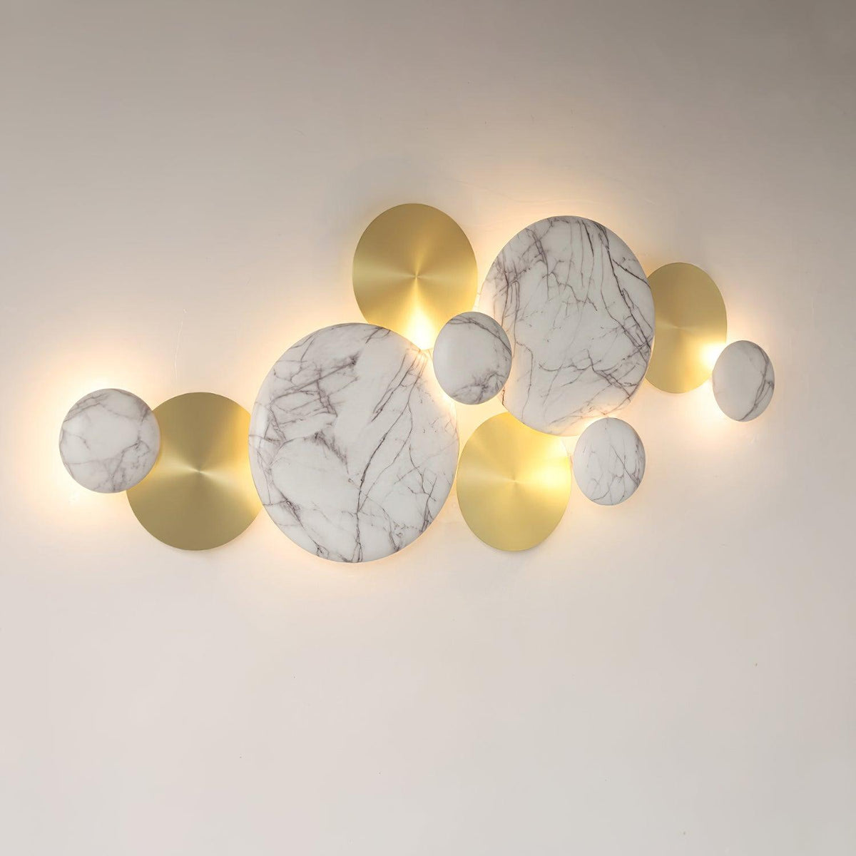 Frey aplique de pared Emberise escultórico