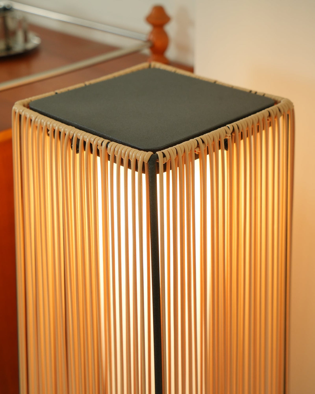 Aru luminaria exterior moderna