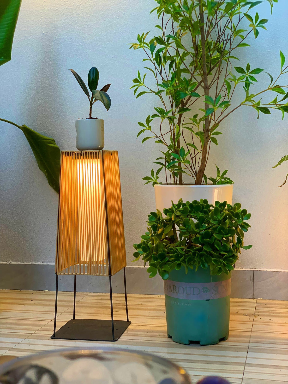 Aru luminaria exterior moderna