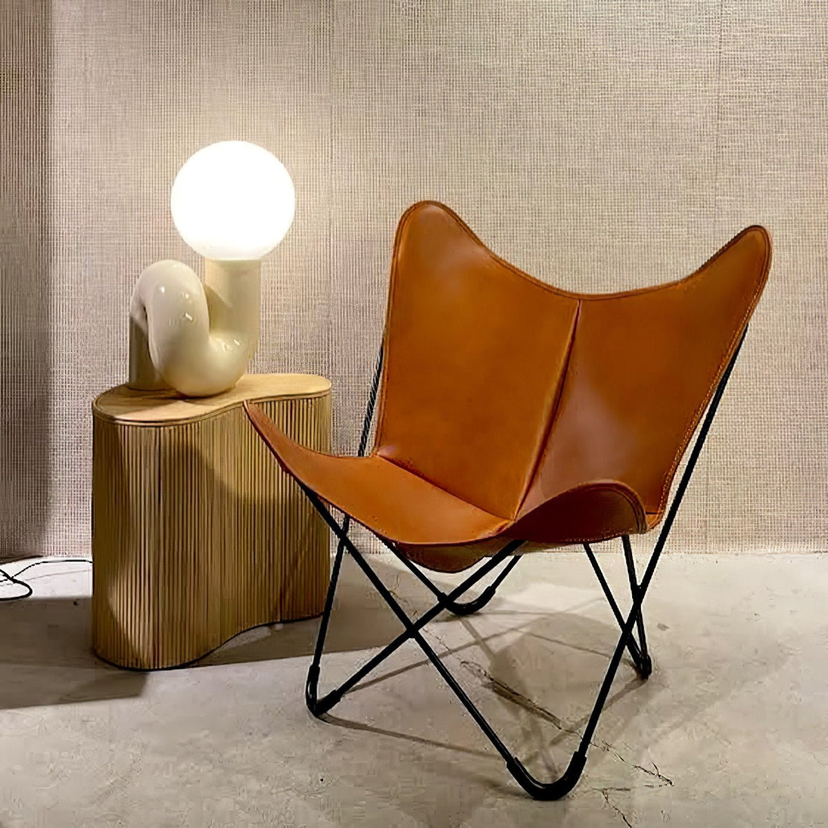 Soreeon lámpara de mesa de estilo lúdico N Shape todo en blanco