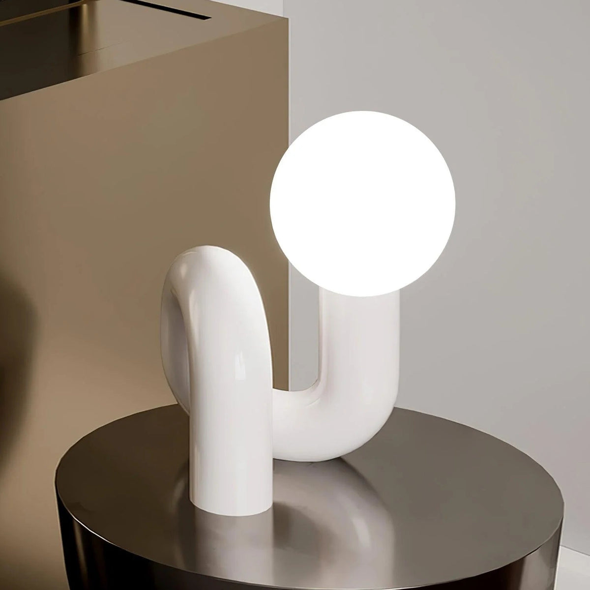 Soreeon lámpara de mesa de estilo lúdico N Shape todo en blanco