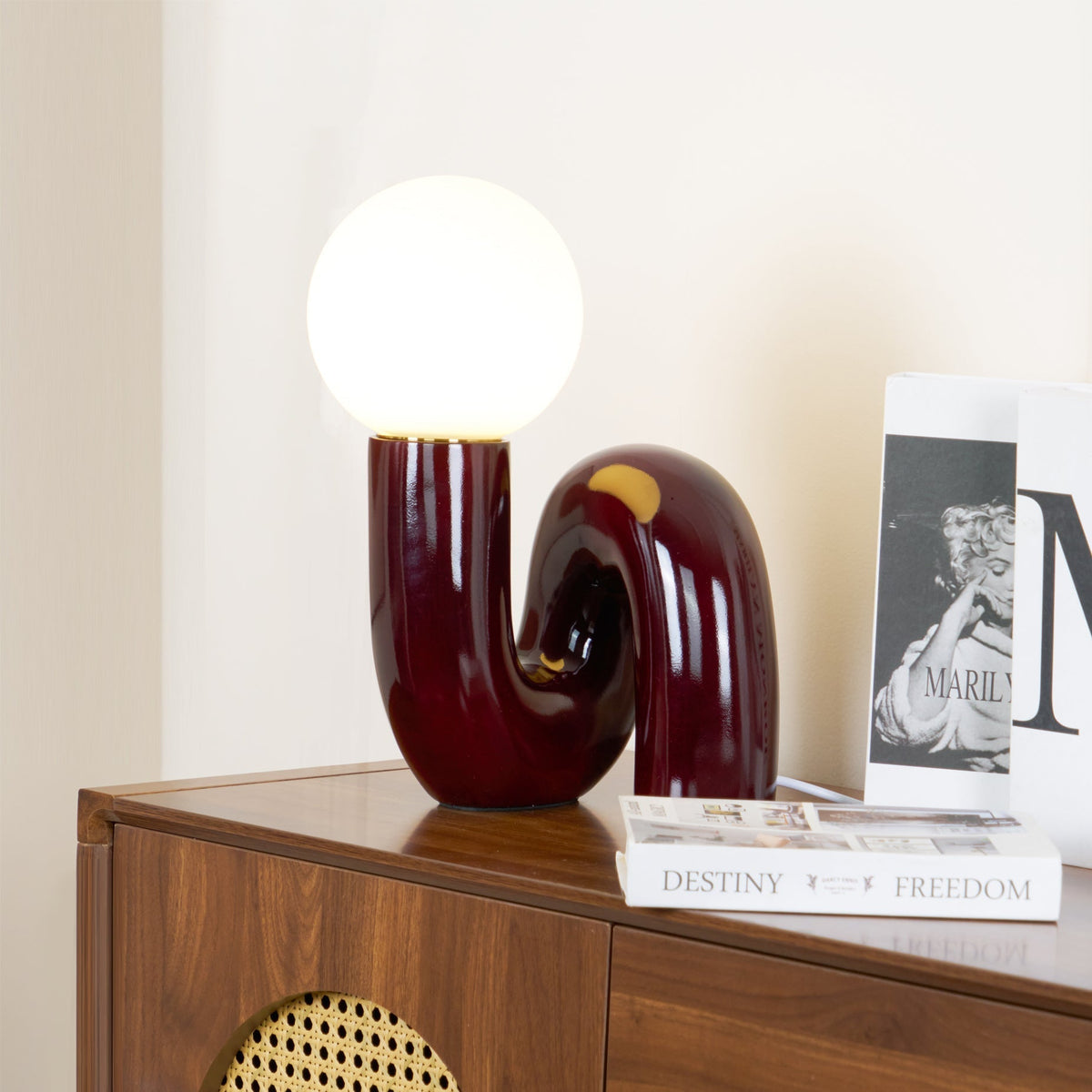 Soreeon lámpara de mesa de estilo lúdico N Shape todo en blanco
