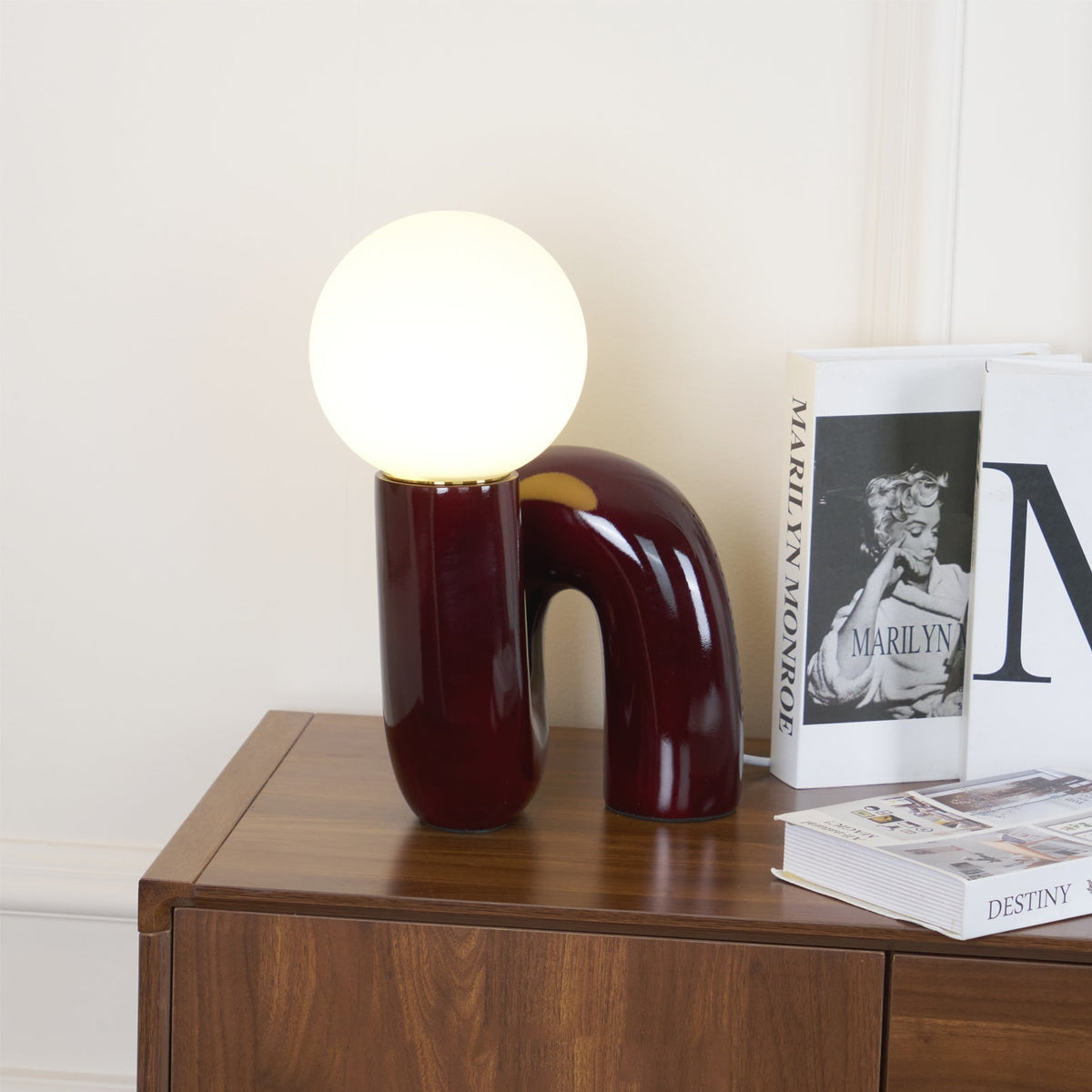 Soreeon lámpara de mesa de estilo lúdico N Shape todo en blanco