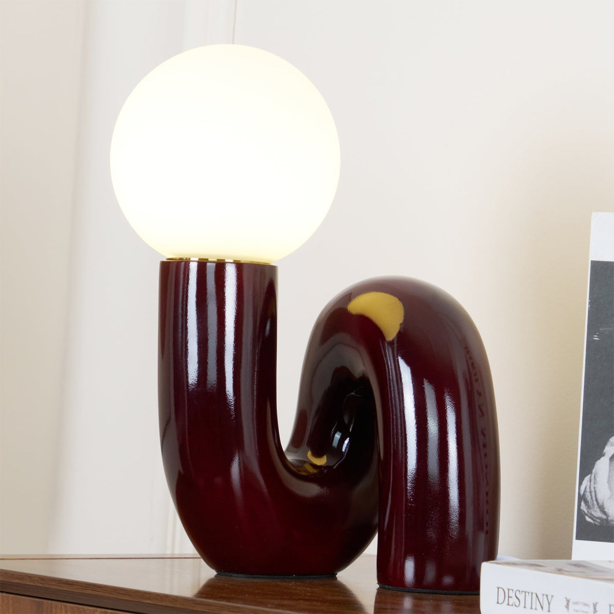 Soreeon lámpara de mesa de estilo lúdico N Shape todo en blanco