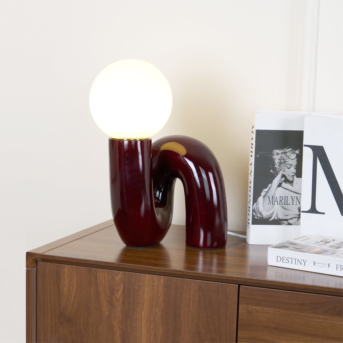 Soreeon lámpara de mesa de estilo lúdico N Shape todo en blanco
