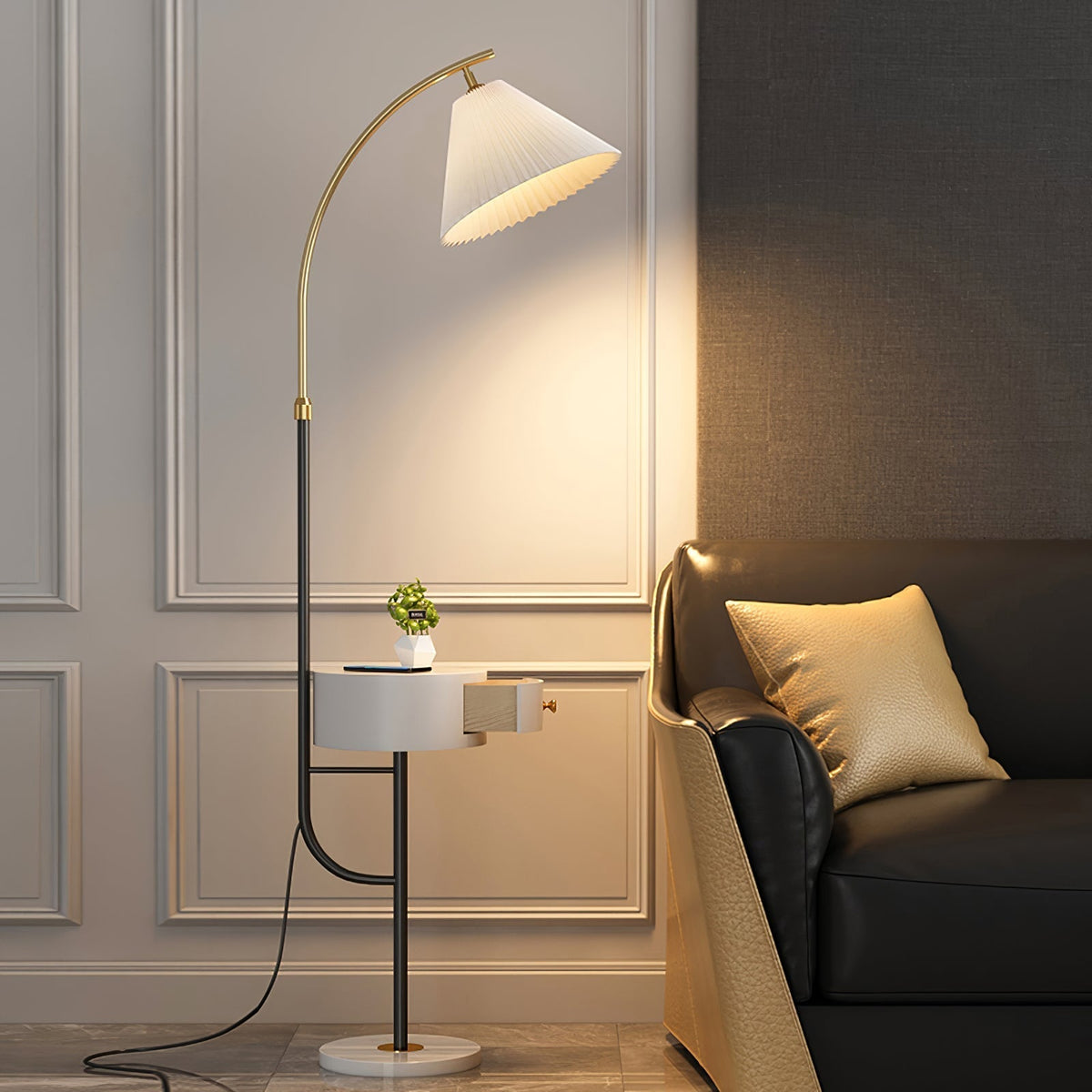 Arcora plisada Arc Floor Light