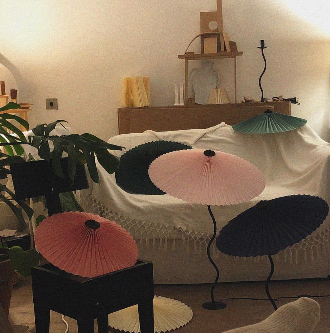 Krenis lámpara de mesa artística de tejido