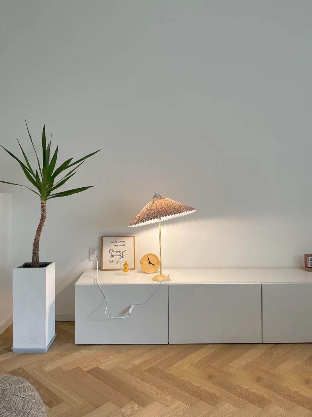 Krenis lámpara de mesa artística de tejido