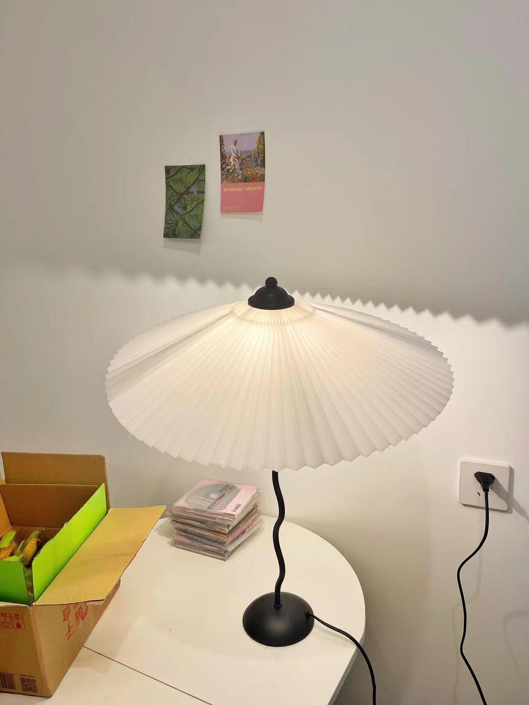 Krenis lámpara de mesa artística de tejido