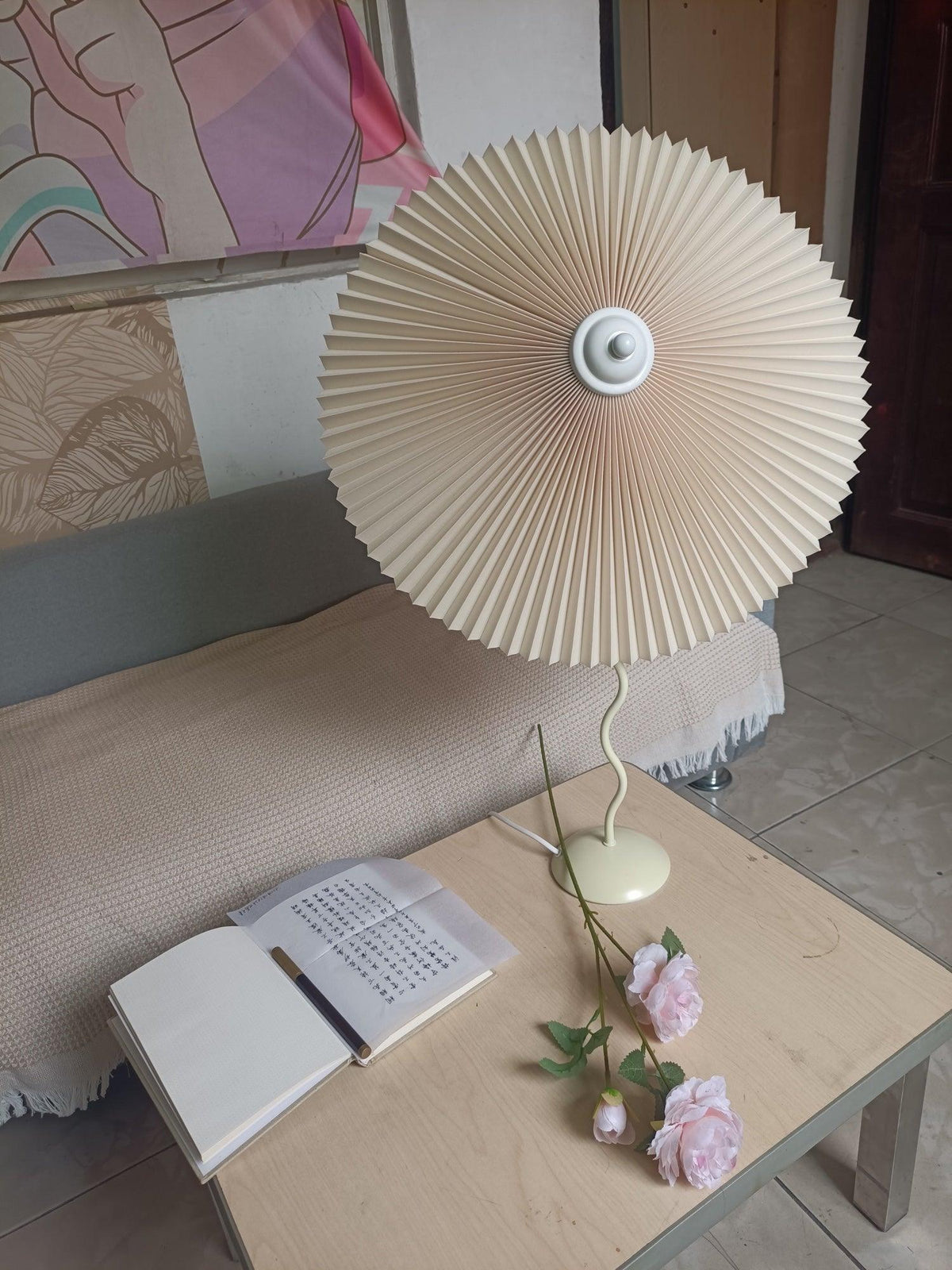 Krenis lámpara de mesa artística de tejido