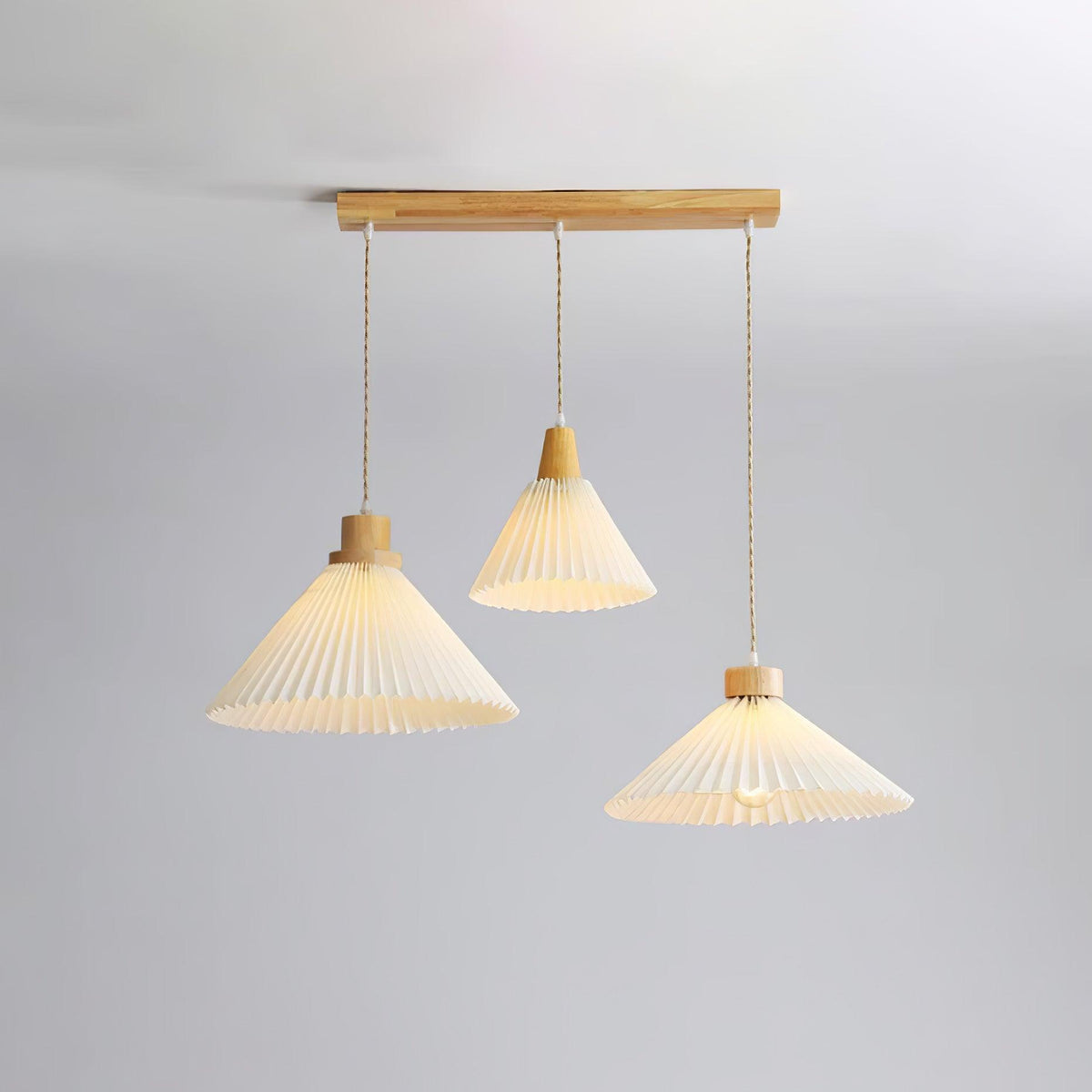 Rinisora lámpara colgante moderna de madera