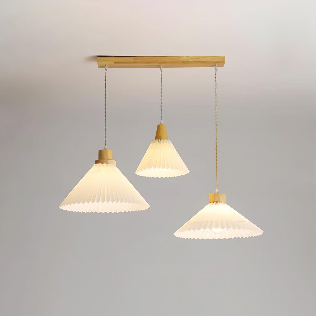 Rinisora lámpara colgante moderna de madera