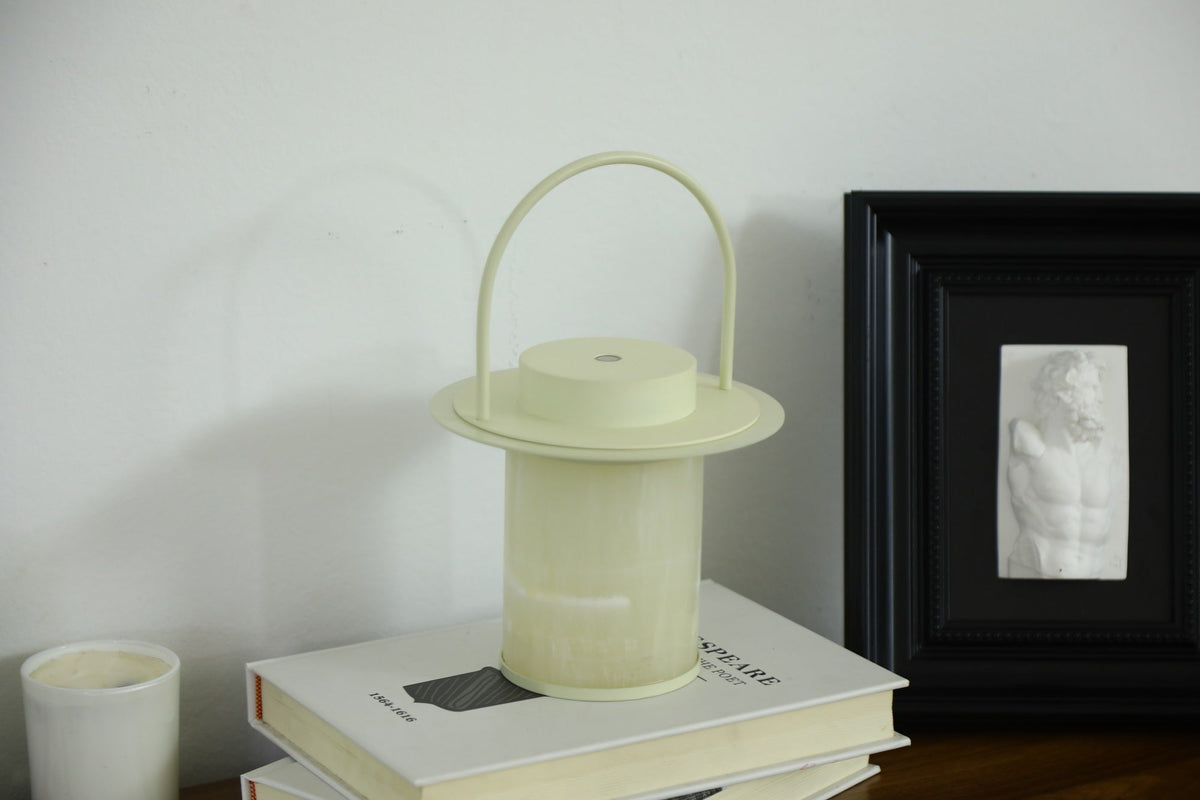 Pod lámpara de mesa portátil recargable con pantalla de alabastro