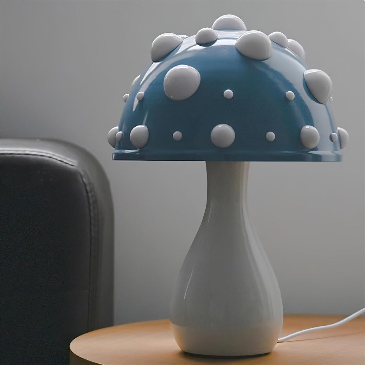 Oreluise lámpara de mesa