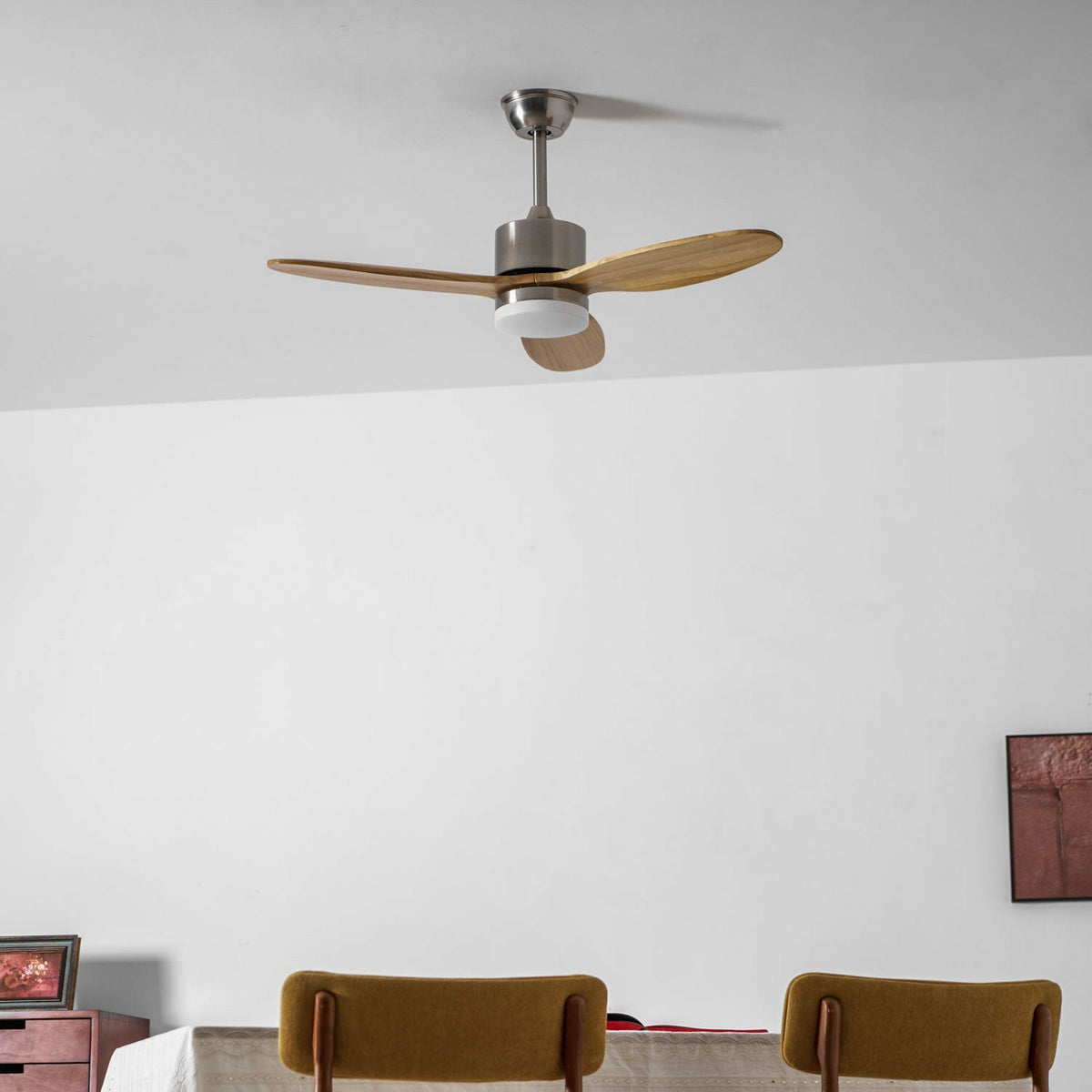 HushGlow ventilador de techo con luz