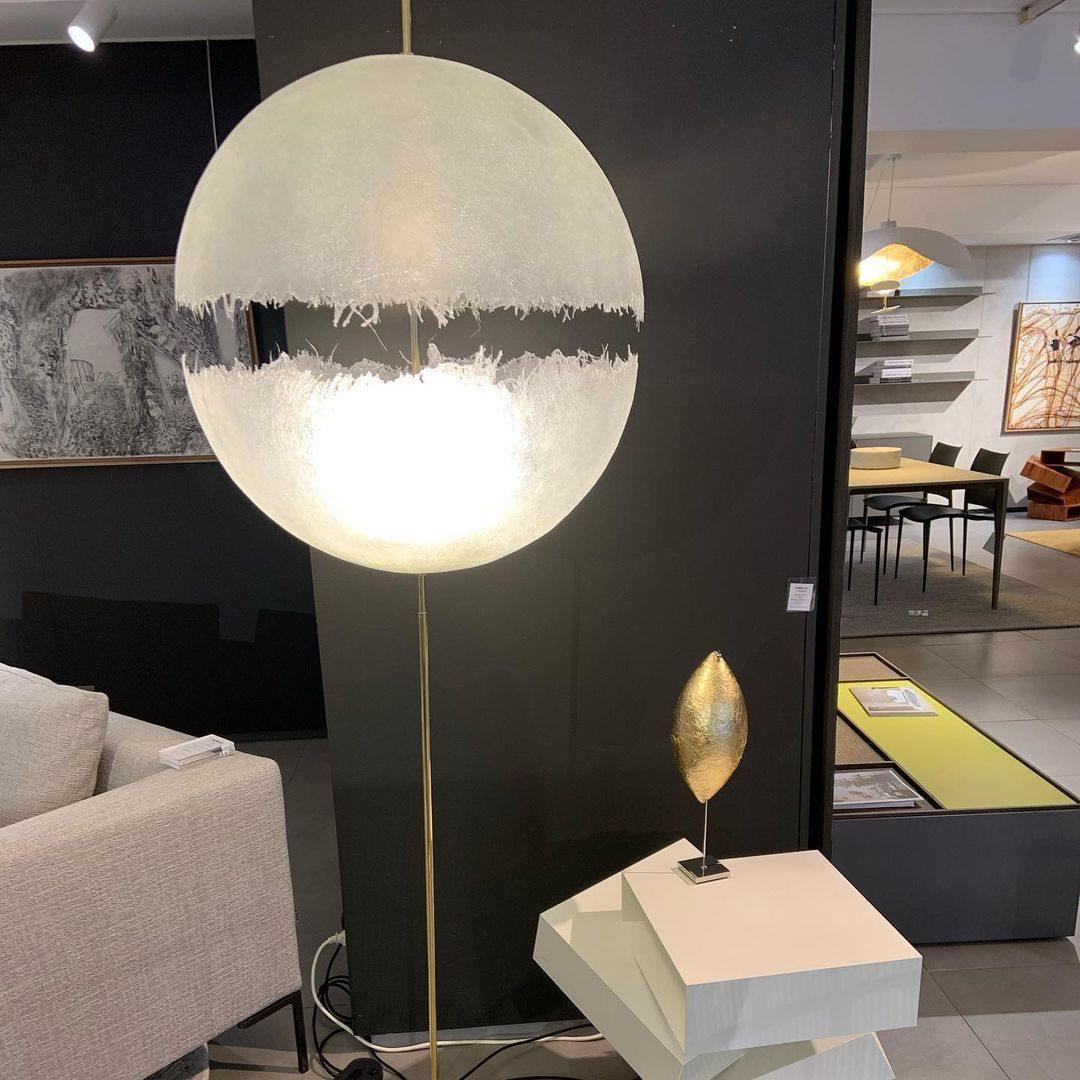 Amara lámpara de mesa minimalista