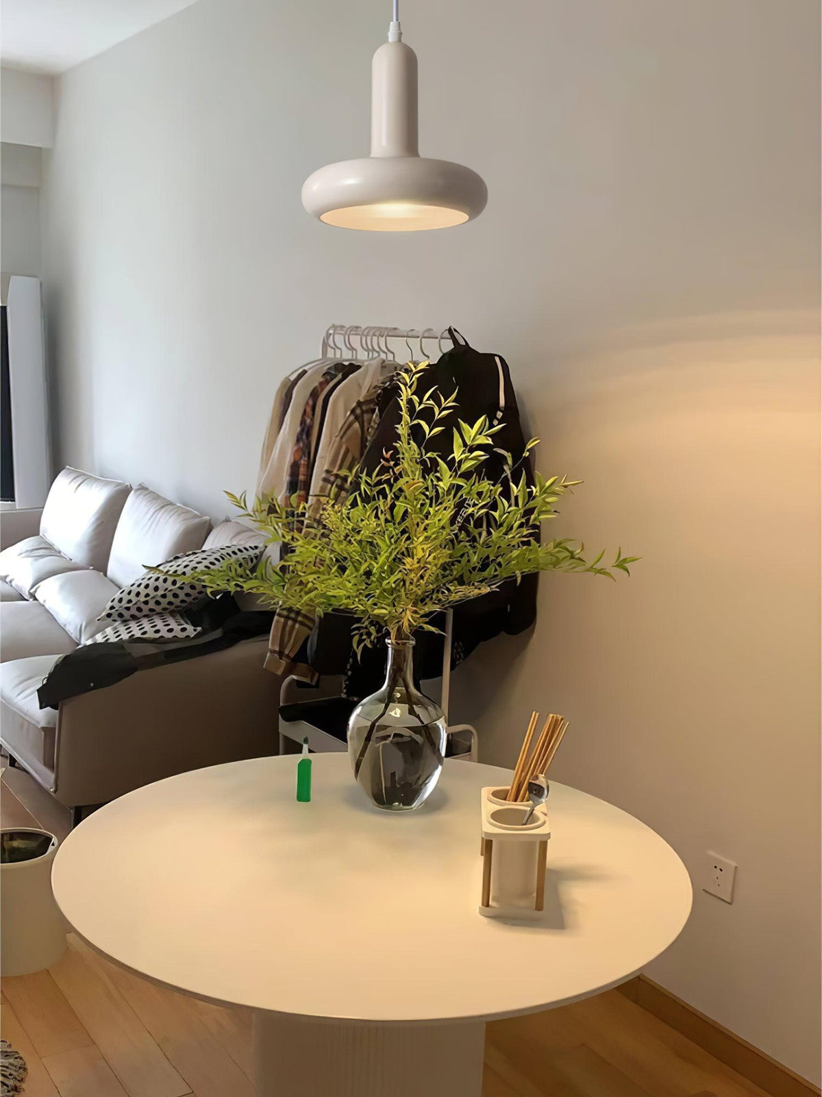 Lunaren lámpara colgante Cozy de estilo clásico Cream