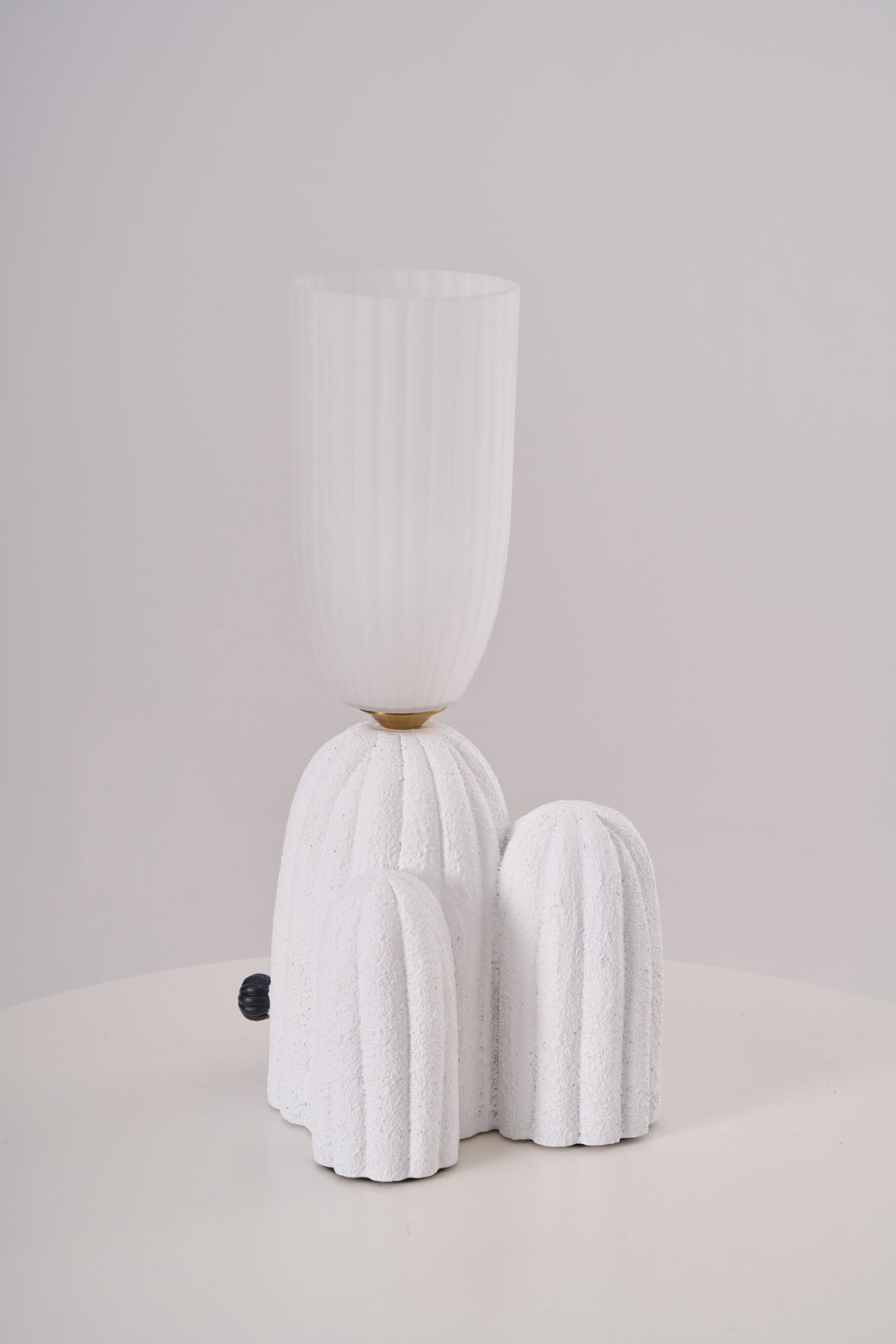 Soreny lámpara de mesa artística de resina