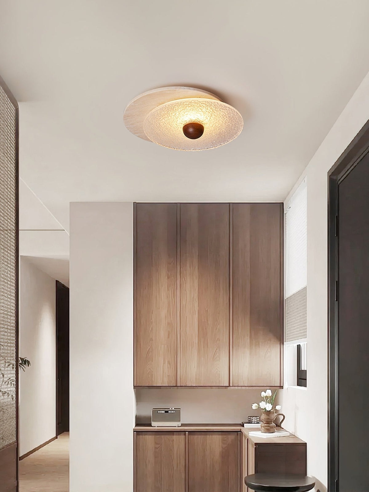 Keth Circular aplique de pared / lámpara de techo de travertino