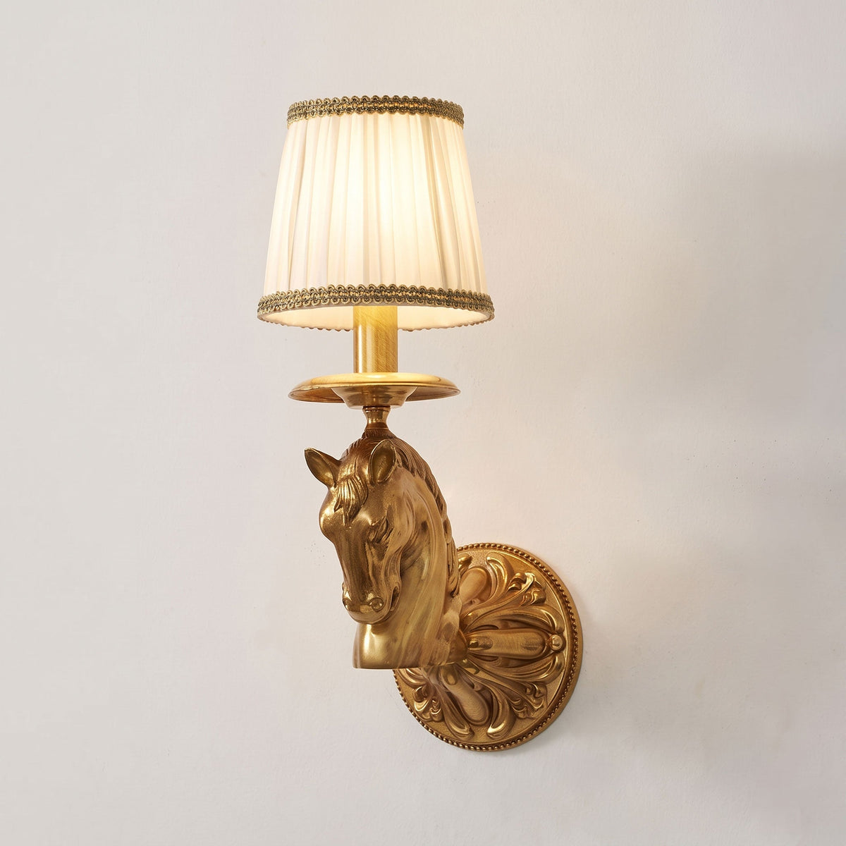 Avenisina aplique de pared