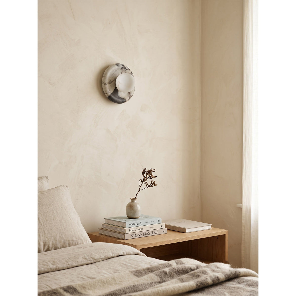 Avenoeria aplique de pared