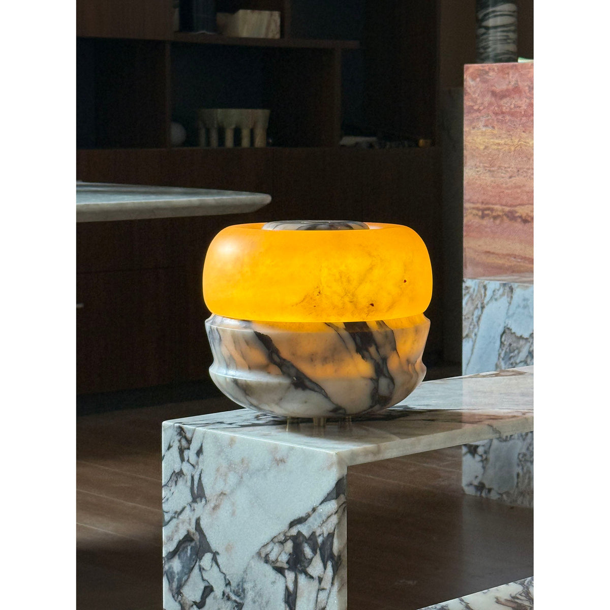 Soriviella lámpara de mesa