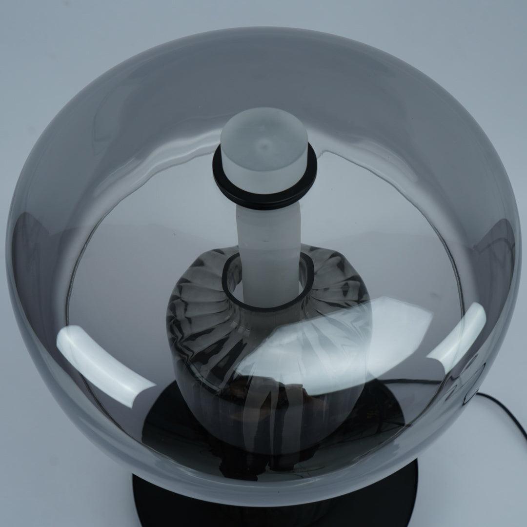 Svora lámpara de mesa moderna de vidrio