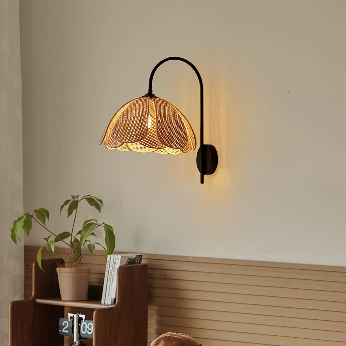 Zevelia aplique de pared elegancia Natural pétalo ratán