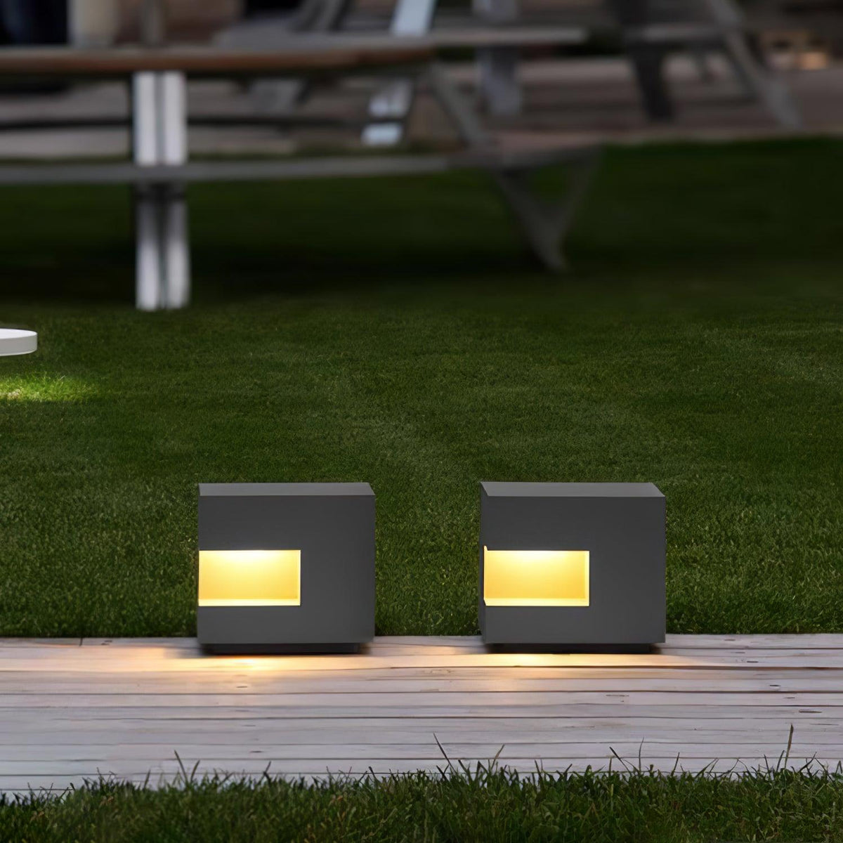 Aki luminaria exterior moderna de acrílico