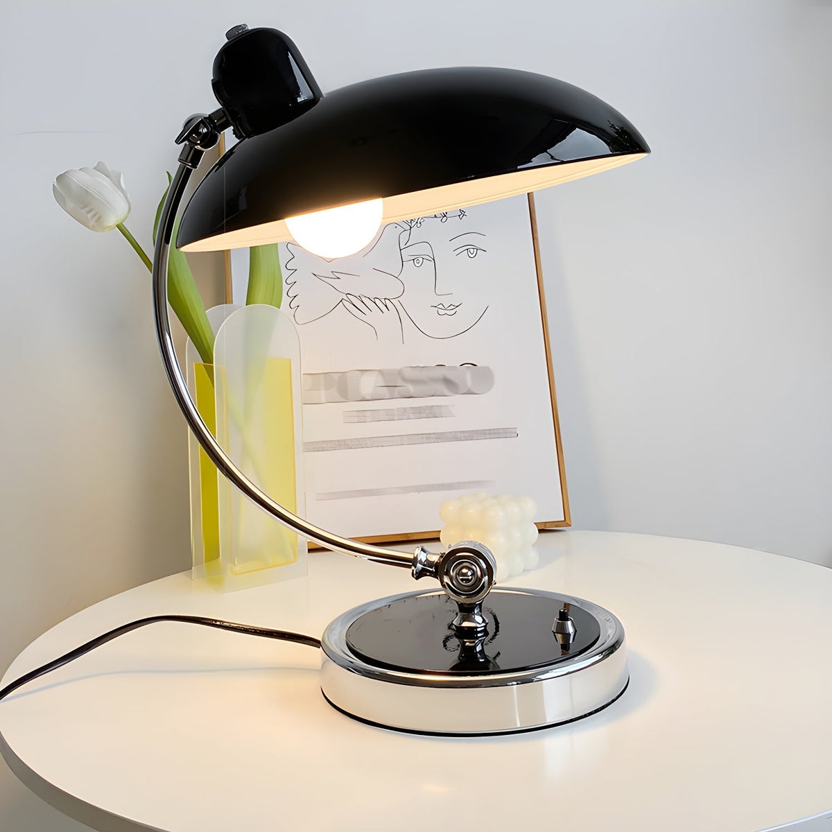 Nexa lámpara de mesa industrial