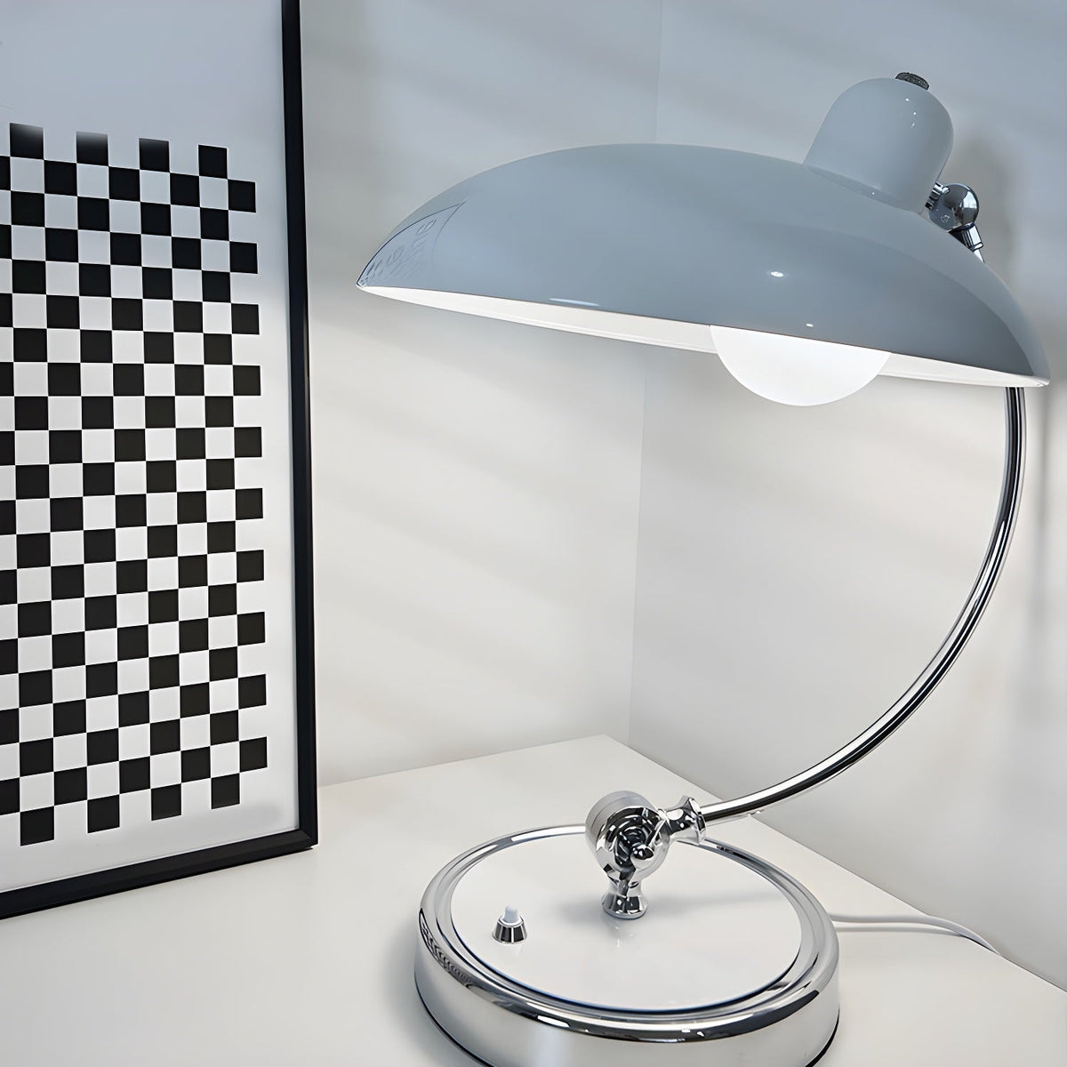 Nexa lámpara de mesa industrial