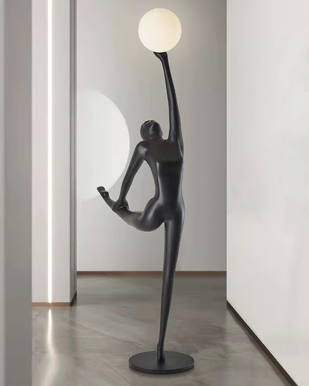 Lyrielle lámpara de pie Ballerina negra