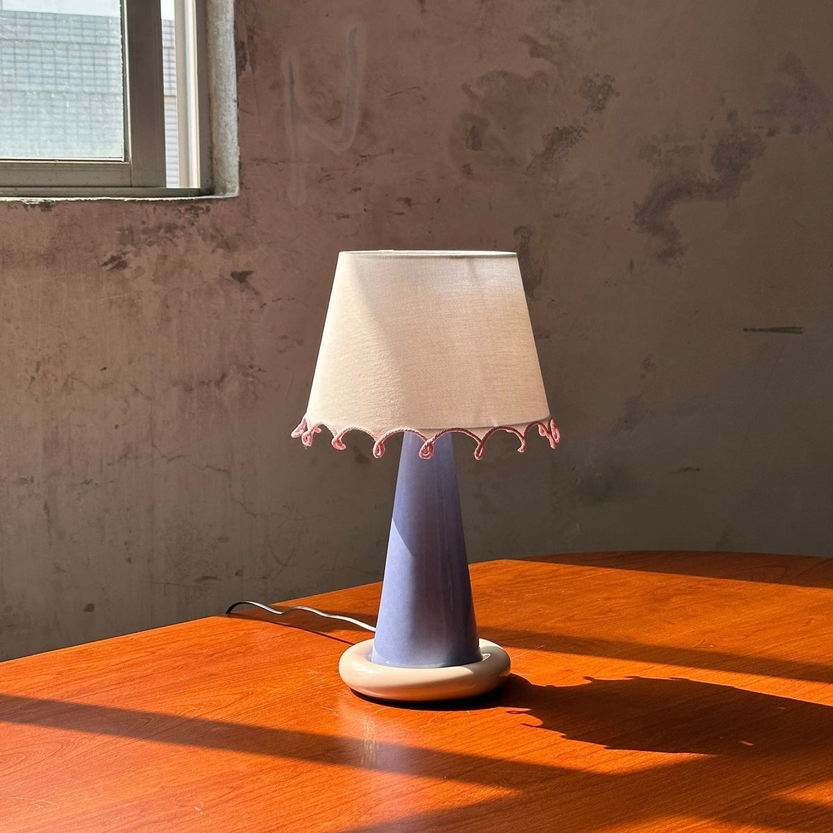 Teriiraya lámpara de mesa