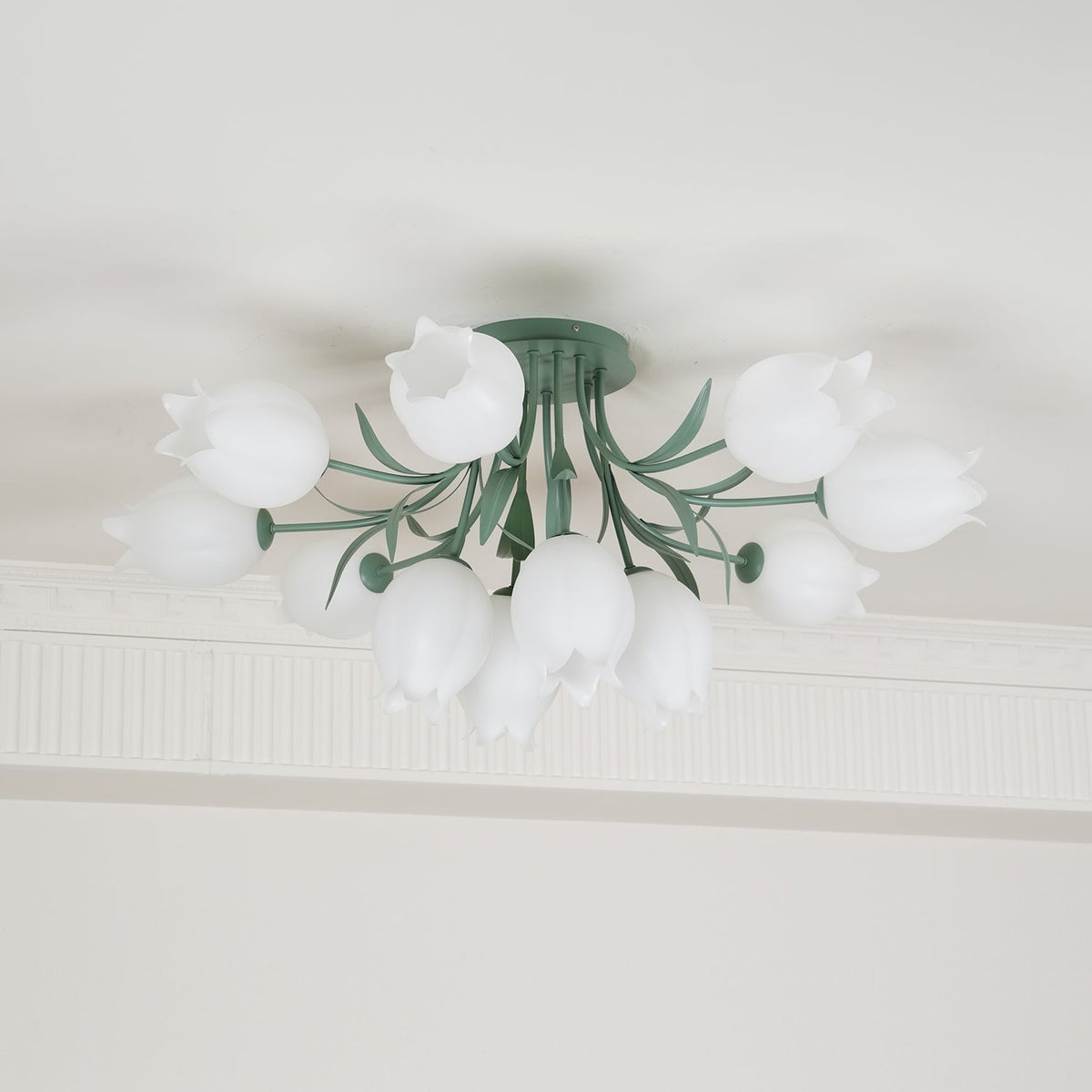 Ivory lámpara de techo flor de lirio con base verde