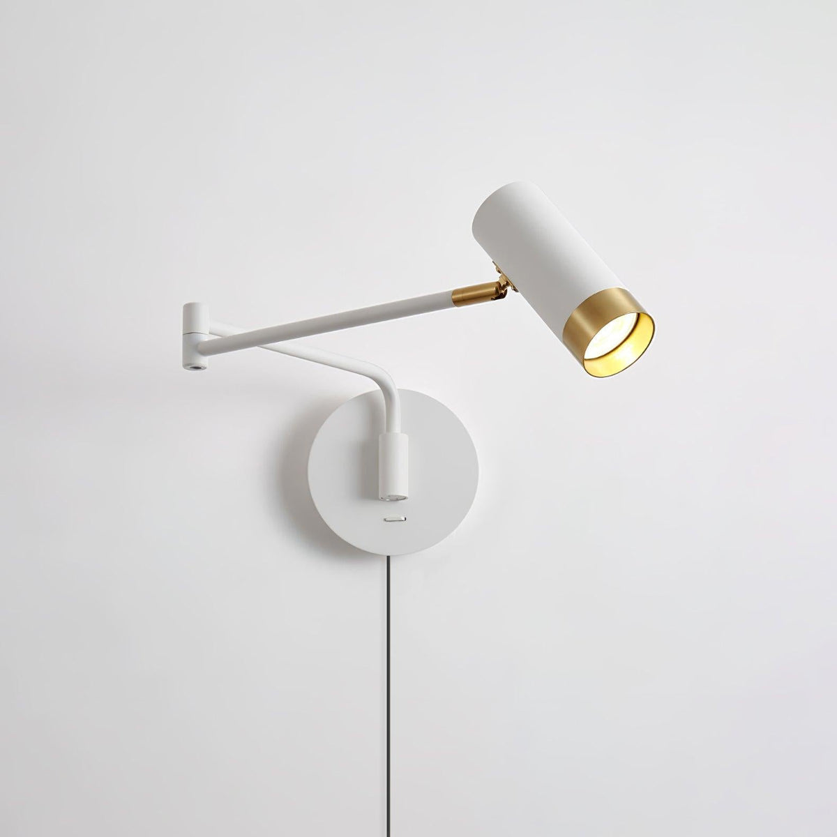 Seloelia aplique de pared Ridge Arm con enchufe enchufable
