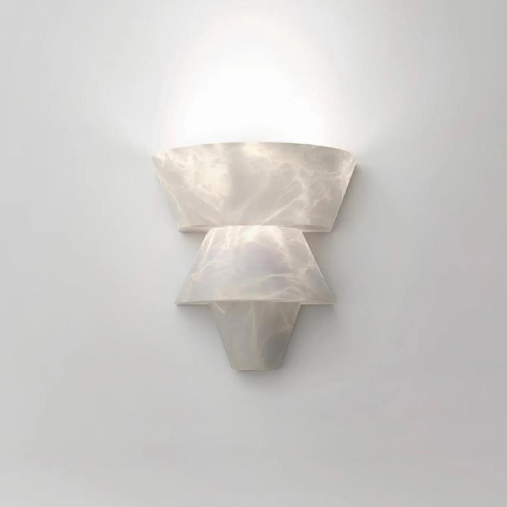 Alvian aplique de pared elegante blanco alabastro escalonado