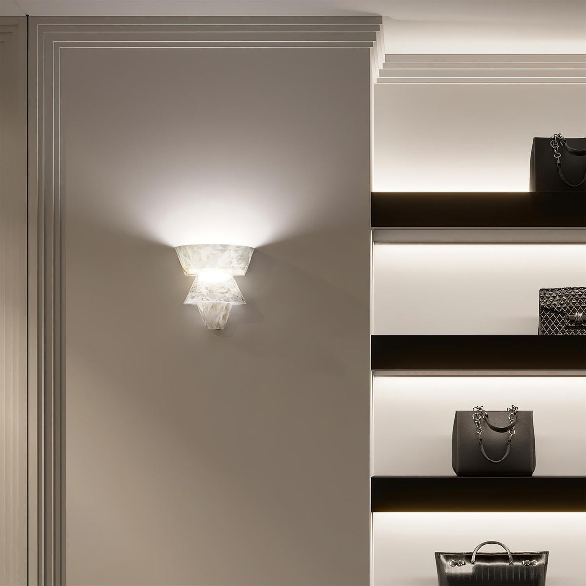 Alvian aplique de pared elegante blanco alabastro escalonado