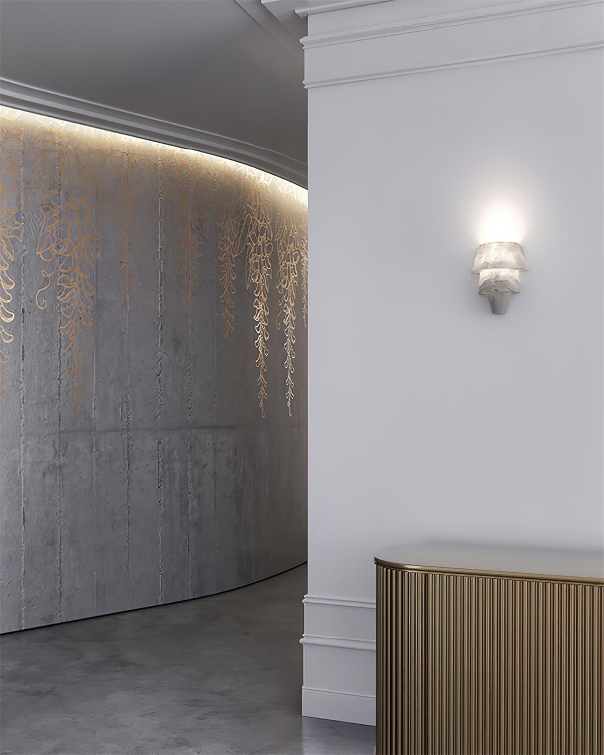 Alvian aplique de pared elegante blanco alabastro escalonado