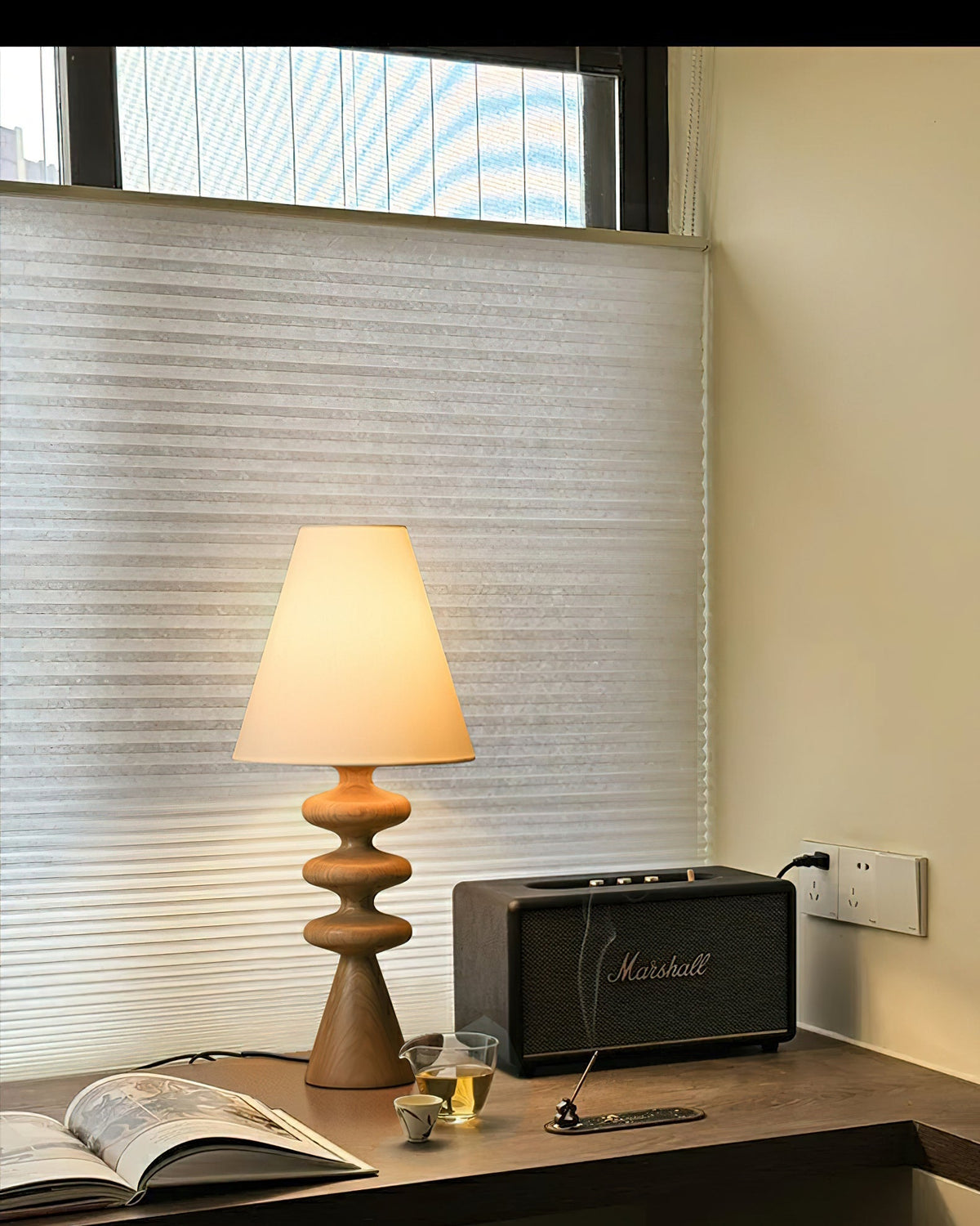Zelms lámpara de mesa moderna de madera