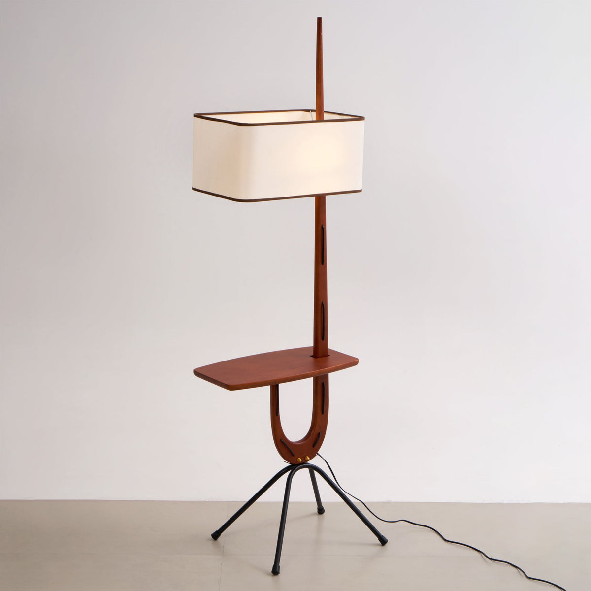 Vemara lámpara de pie de madera estilo mid-century