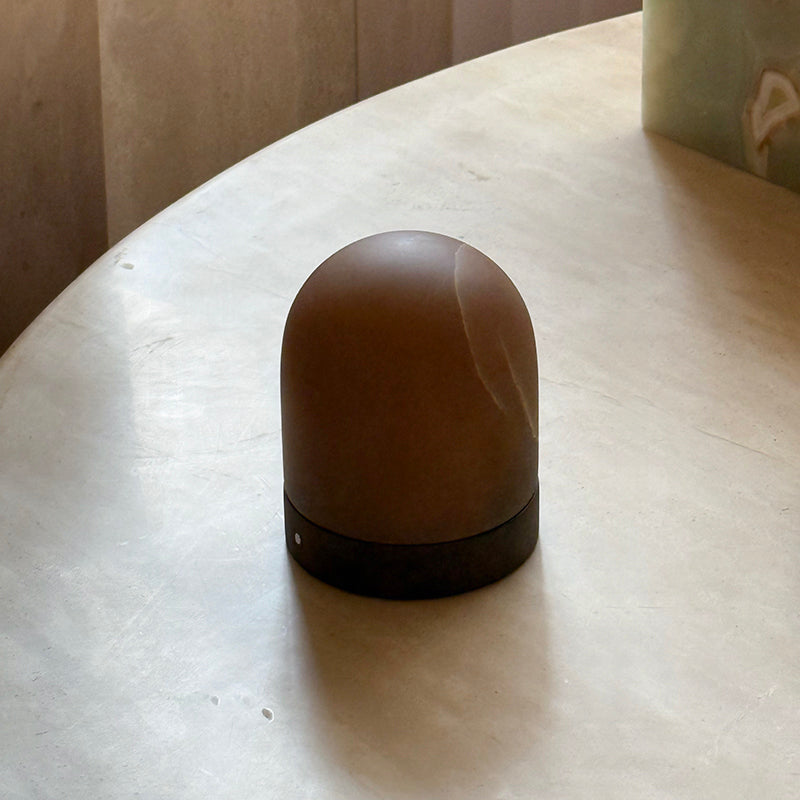 Pebbel lámpara de mesa