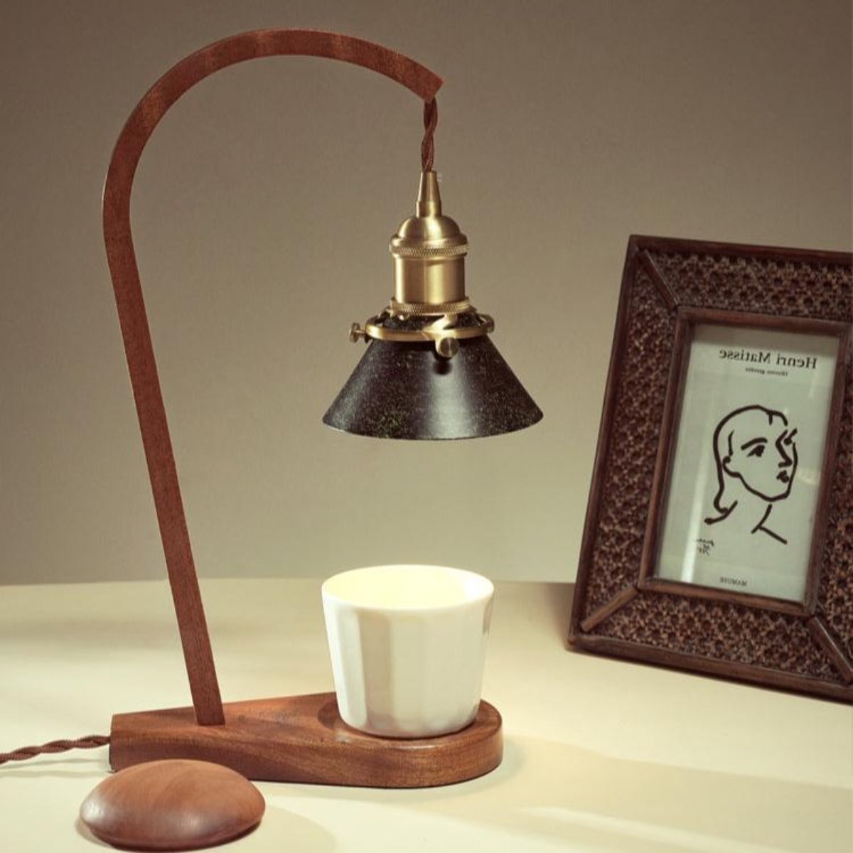 Aldorira lámpara de mesa de madera moderna de mediados de siglo