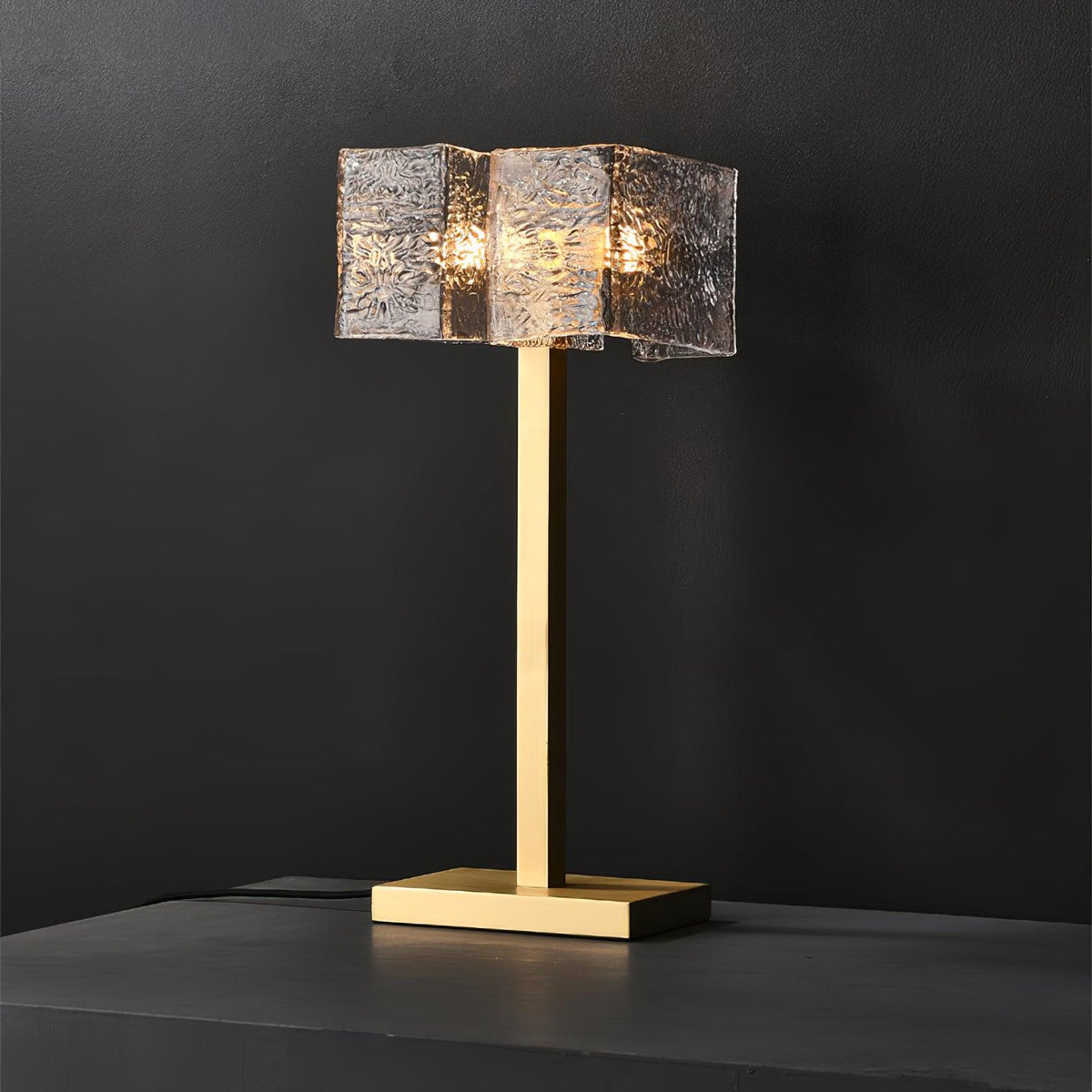 Blyn lámpara de mesa artística de latón y vidrio