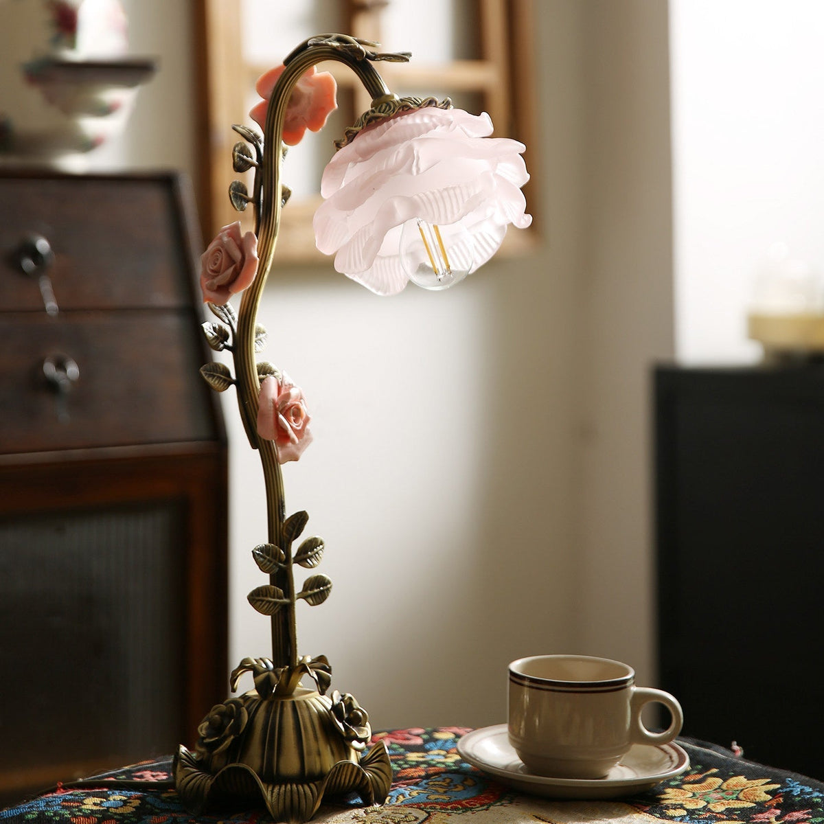 Liorarena lámpara de mesa floral
