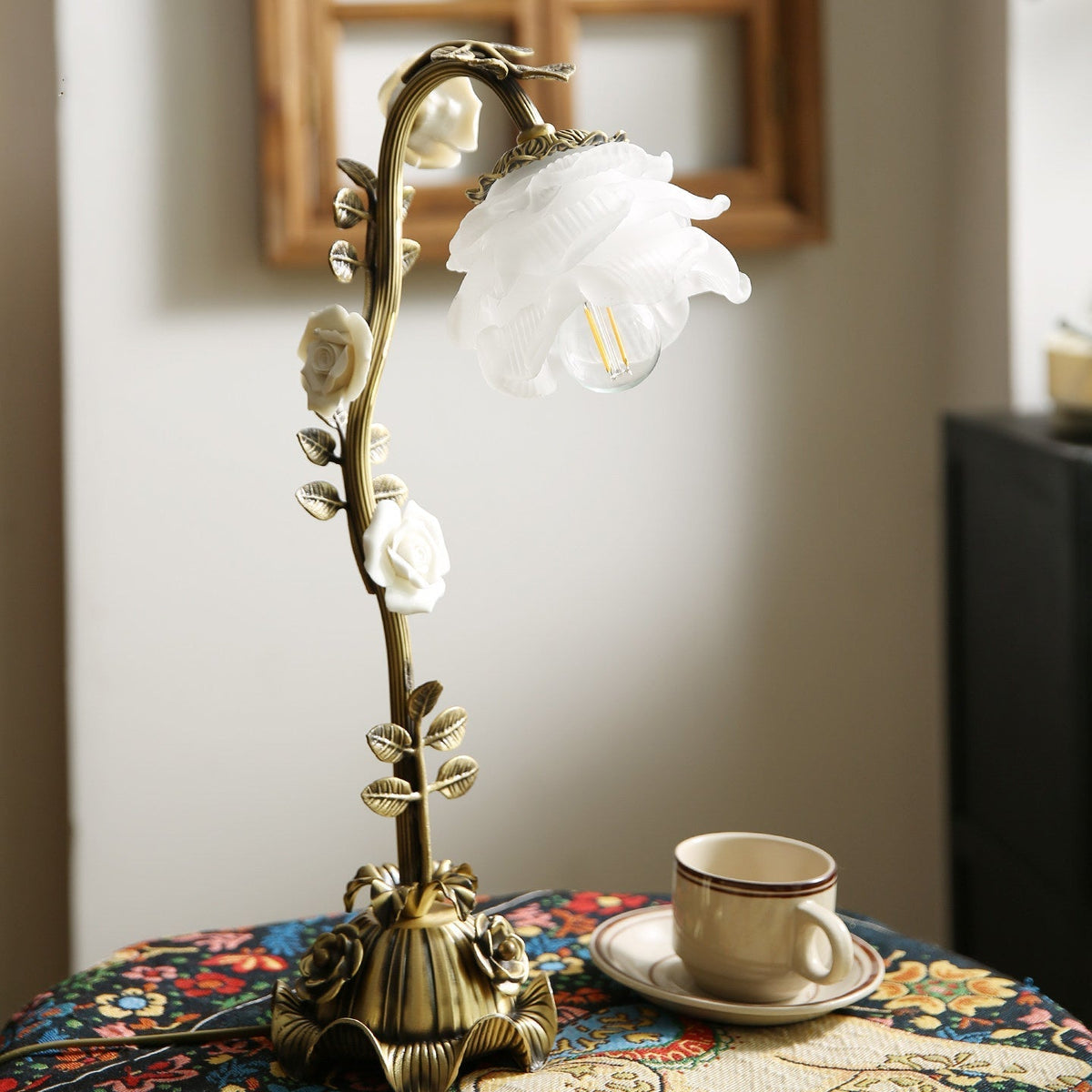 Liorarena lámpara de mesa floral